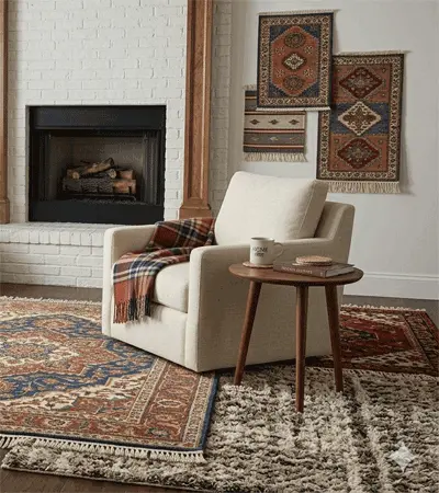 CARPET & FLOORING